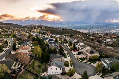 1930 E Aspen Leaf Place Draper UT 84020