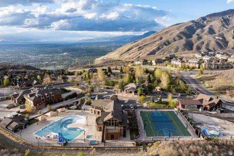1930 E Aspen Leaf Place Draper UT 84020