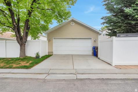7909 N Weeping Ash Way Eagle Mountain UT 84005