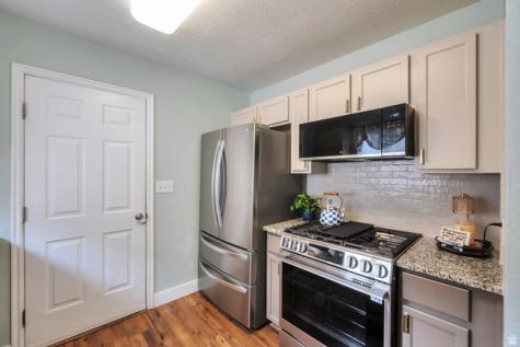 7909 N Weeping Ash Way Eagle Mountain UT 84005