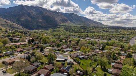 1014 Peach Drive Ogden UT 84404