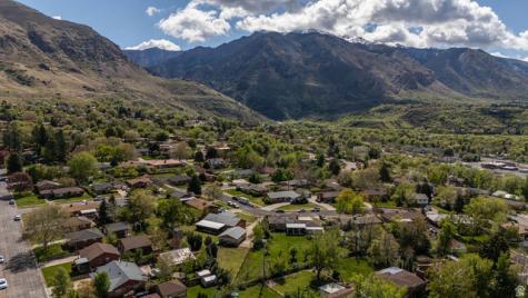 1014 Peach Drive Ogden UT 84404
