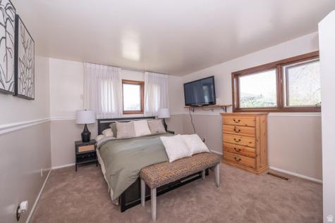 1014 Peach Drive Ogden UT 84404