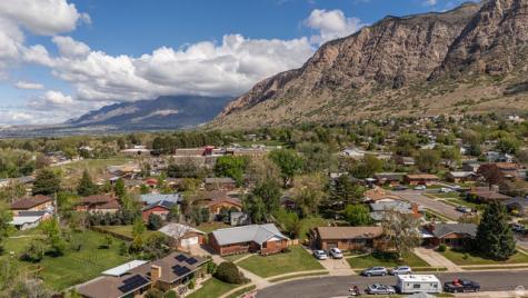 1014 Peach Drive Ogden UT 84404
