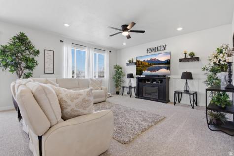 277 N Hatchet Ranch Drive Grantsville UT 84029