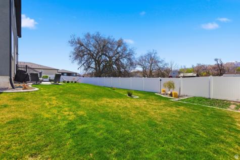 277 N Hatchet Ranch Drive Grantsville UT 84029