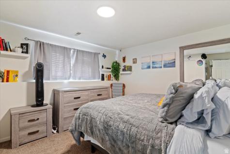 1545 E 975 N Layton UT 84040