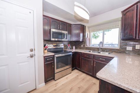 587 E Eastpointe Circle N North Salt Lake UT 84054