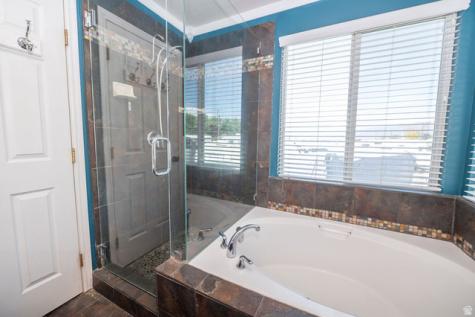 587 E Eastpointe Circle N North Salt Lake UT 84054