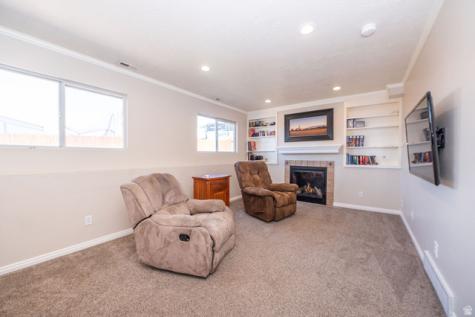 587 E Eastpointe Circle N North Salt Lake UT 84054