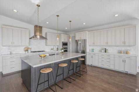 68 E Columbus Court Salt Lake City UT 84103