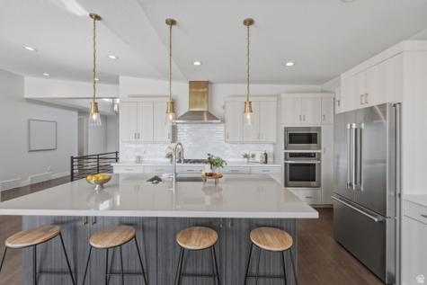 68 E Columbus Court Salt Lake City UT 84103
