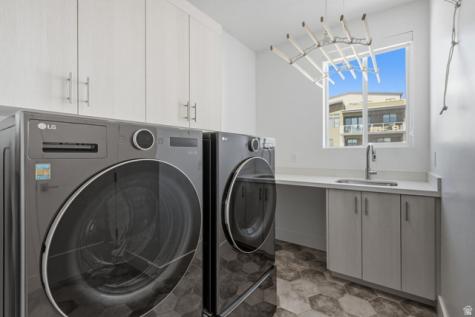 68 E Columbus Court Salt Lake City UT 84103