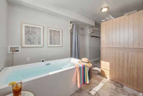 68 E Columbus Court Salt Lake City UT 84103