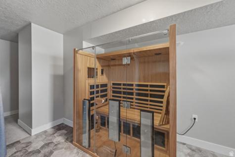 68 E Columbus Court Salt Lake City UT 84103