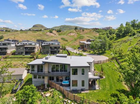 68 E Columbus Court Salt Lake City UT 84103