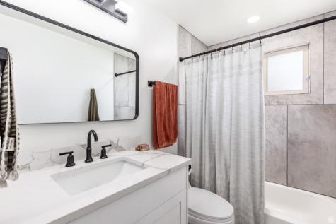 10251 S 535 E Sandy UT 84070