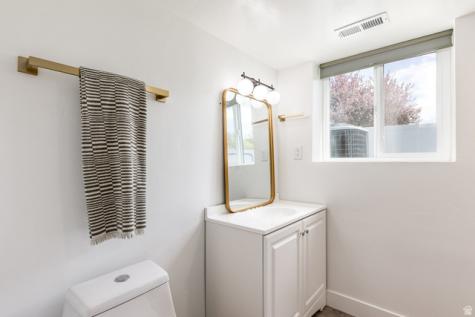 10251 S 535 E Sandy UT 84070