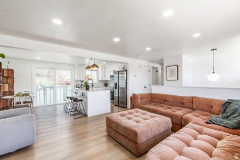 10251 S 535 E Sandy UT 84070