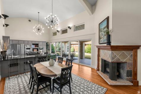 2765 E Blue Spruce Drive Holladay UT 84117