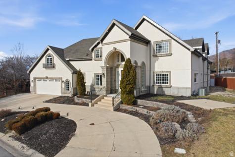 2765 E Blue Spruce Drive Holladay UT 84117