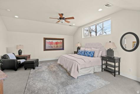 2765 E Blue Spruce Drive Holladay UT 84117