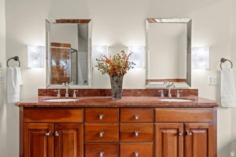 2765 E Blue Spruce Drive Holladay UT 84117