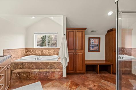2765 E Blue Spruce Drive Holladay UT 84117