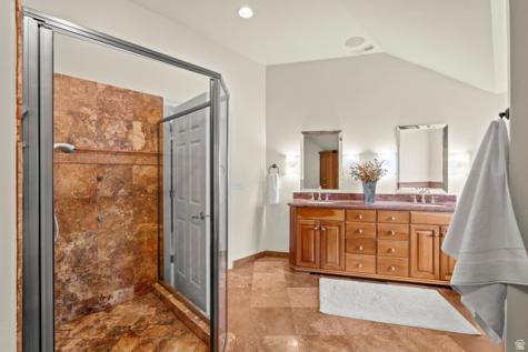 2765 E Blue Spruce Drive Holladay UT 84117