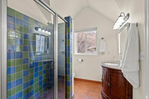 2765 E Blue Spruce Drive Holladay UT 84117
