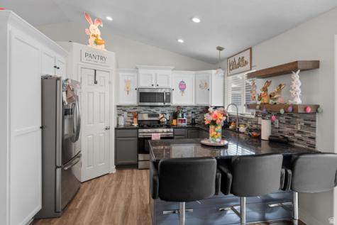 2152 E Weeping Willow Way N Eagle Mountain UT 84005