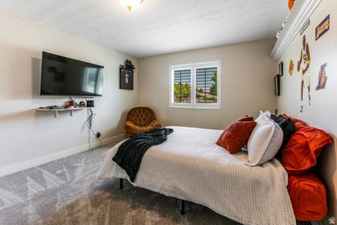 2148 E Pinecrest Lane S Sandy UT 84092