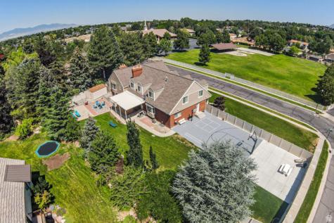 2148 E Pinecrest Lane S Sandy UT 84092