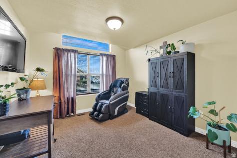 1899 S 3720 W Syracuse UT 84075