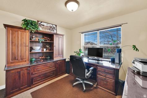 1899 S 3720 W Syracuse UT 84075