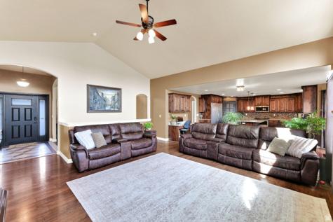 1899 S 3720 W Syracuse UT 84075