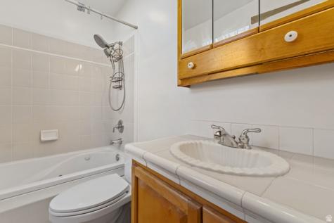 1889 E 4675 S Holladay UT 84117
