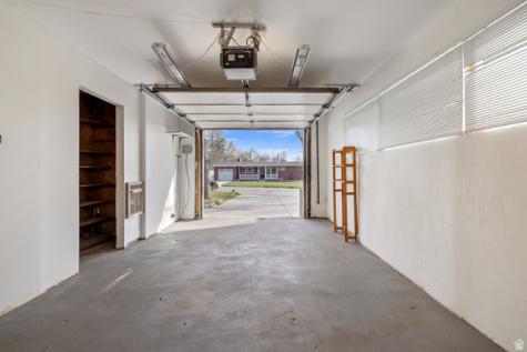1889 E 4675 S Holladay UT 84117