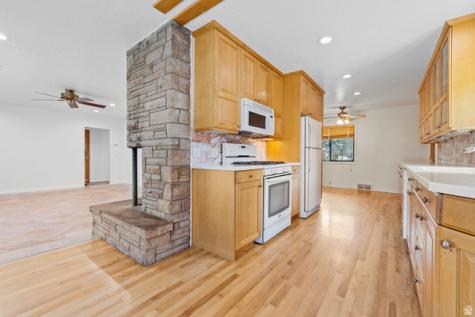 1889 E 4675 S Holladay UT 84117