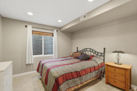 1178 S 70 W Farmington UT 84025