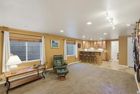 1178 S 70 W Farmington UT 84025