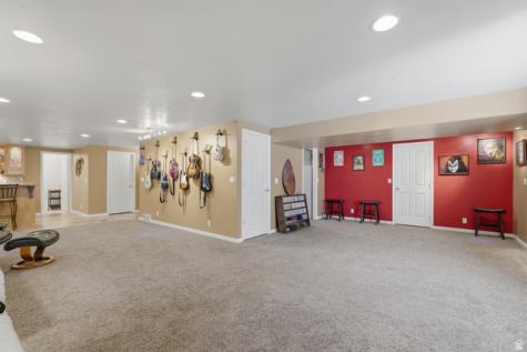 1178 S 70 W Farmington UT 84025