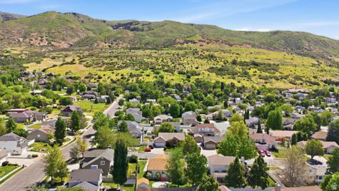 1178 S 70 W Farmington UT 84025