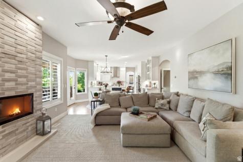 2014 E Quartzridge Drive Sandy UT 84092