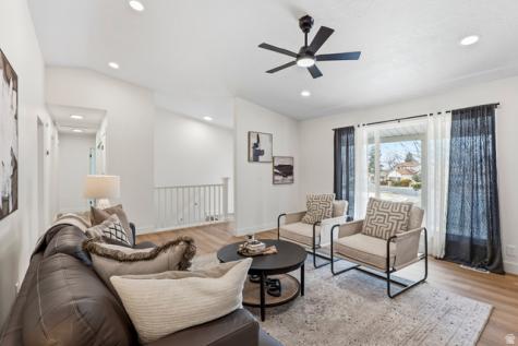 1492 E Sandy Hills Drive Sandy UT 84093