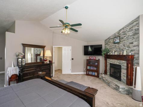 1833 N 350 E Centerville UT 84014