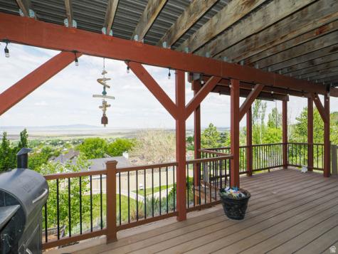 1833 N 350 E Centerville UT 84014