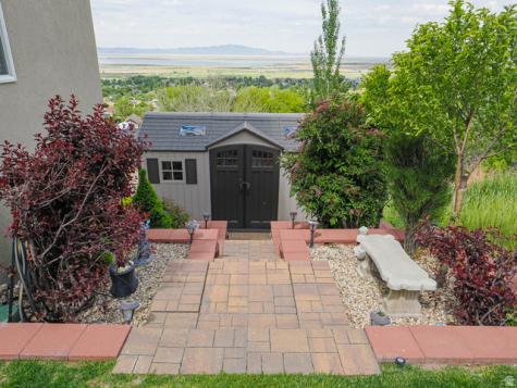 1833 N 350 E Centerville UT 84014