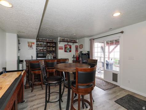 1833 N 350 E Centerville UT 84014