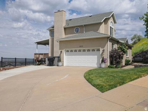 1833 N 350 E Centerville UT 84014
